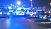 ЕВО У КАКВОМ ЈЕ СТАЊУ РАЊЕНИ МУШКАРАЦ У БЕТОН ХАЛИ: Нови детаљи пуцњаве ЕВО У КАКВОМ ЈЕ СТАЊУ РАЊЕНИ МУШКАРАЦ У БЕТОН ХАЛИ: Нови детаљи пуцњаве