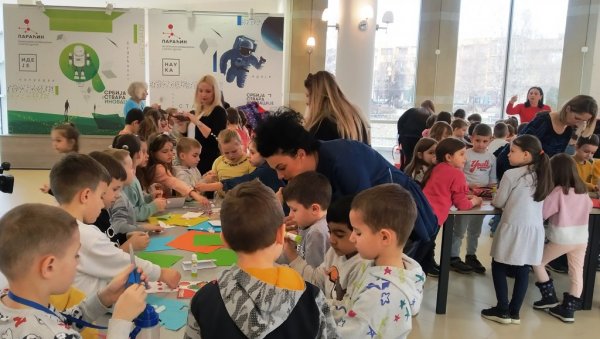 ВЕОМА ЈЕ СКУПО, А И КОМПЛИКОВАНО: Да ли би и вртићи у Београду могли да раде суботом, као у Зрењанину ВЕОМА ЈЕ СКУПО, А И КОМПЛИКОВАНО: Да ли би и вртићи у Београду могли да раде суботом, као у Зрењанину