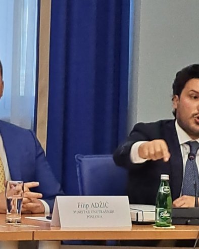 АБАЗОВИЋ ОШТРО О МИЛОВОМ КРИМИНАЛУ: Ђукановић не може да докаже порекло имовине