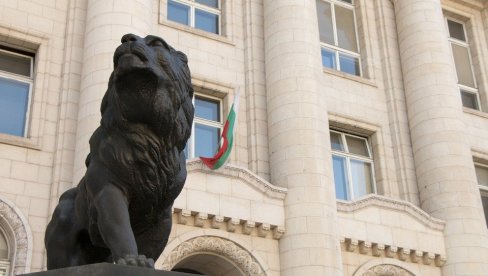 ОСУМЊИЧЕНИ РУСКИ ШПИЈУНИ: Двоје од троје приведених бугарских држављана у Лондону били чланови изборне комисије ОСУМЊИЧЕНИ РУСКИ ШПИЈУНИ: Двоје од троје приведених бугарских држављана у Лондону били чланови изборне комисије