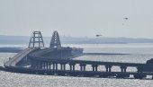 РУСКА МОРНАРИЦА НА УСЛУЗИ ЦИВИЛИМА: Два велика десантна брода превозе аутомобиле РУСКА МОРНАРИЦА НА УСЛУЗИ ЦИВИЛИМА: Два велика десантна брода превозе аутомобиле