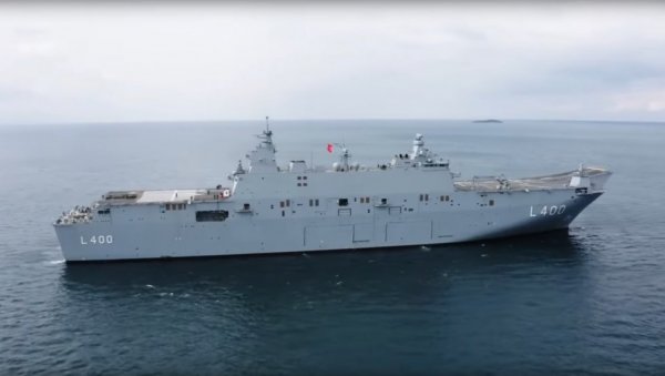ТУРЦИ ЈАЧАЈУ СВОЈУ ПОЗИЦИЈУ НА ТРИ МОРА: Стиже највећи ратни брод ТУРЦИ ЈАЧАЈУ СВОЈУ ПОЗИЦИЈУ НА ТРИ МОРА: Стиже највећи ратни брод