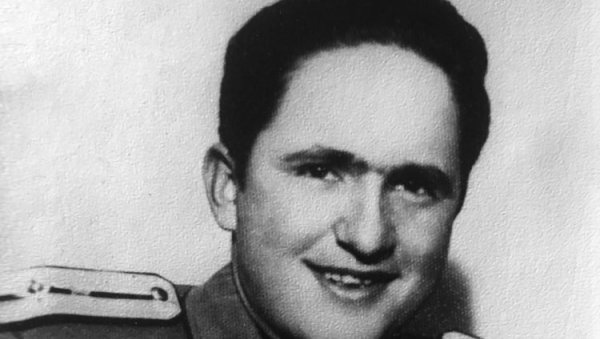 ЧАСТ ВАЖНИЈА ОД ЖИВОТА: Пре 82 године за отаџбину су животе дали поручник Божидар Жугић и 17 бораца Војске Краљевине Југославије (ФОТО) ЧАСТ ВАЖНИЈА ОД ЖИВОТА: Пре 82 године за отаџбину су животе дали поручник Божидар Жугић и 17 бораца Војске Краљевине Југославије (ФОТО)