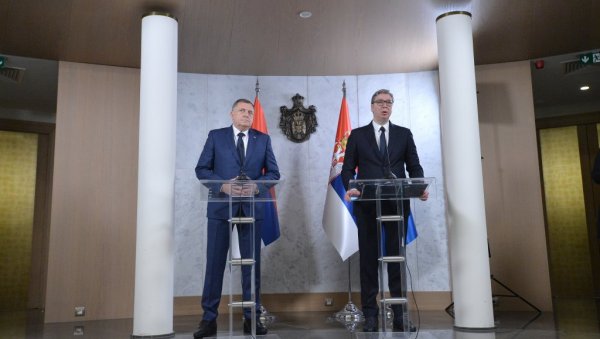 ВУЧИЋ НАКОН САСТАНКА СА ДОДИКОМ: Изградња два меморијална центра - у Доњој Градини и Београду ВУЧИЋ НАКОН САСТАНКА СА ДОДИКОМ: Изградња два меморијална центра - у Доњој Градини и Београду