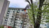 ПОЖАР У НАСЕЉУ СТЕПА СТЕПАНОВИЋ: Гори стан на последњем спрату (ВИДЕО) ПОЖАР У НАСЕЉУ СТЕПА СТЕПАНОВИЋ: Гори стан на последњем спрату (ВИДЕО)