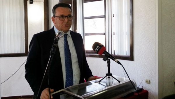 ЦРНЕ ВЕСТИ ЗА ЦРНОГОРСКИ ФУДБАЛ: Преминуо заменик Дејана Савићевића ЦРНЕ ВЕСТИ ЗА ЦРНОГОРСКИ ФУДБАЛ: Преминуо заменик Дејана Савићевића