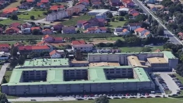 РАЗБИО СТАКЛО, ПА СКОЧИО КРОЗ ПРОЗОР: Држављанин Србије покушао да побегне из загребачког затвора Реметинац РАЗБИО СТАКЛО, ПА СКОЧИО КРОЗ ПРОЗОР: Држављанин Србије покушао да побегне из загребачког затвора Реметинац