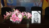 ОСТАВИО ТРАГ У РАЗВОЈУ ВРАЊА: Одржана комеморација поводом смрти Петра Милосављевића ОСТАВИО ТРАГ У РАЗВОЈУ ВРАЊА: Одржана комеморација поводом смрти Петра Милосављевића