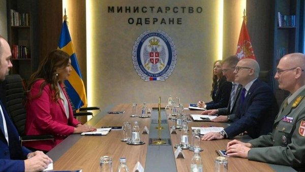 ВУЧЕВИЋ: Република Србија наставиће да води балансирану политику одбране, уз опредељење да задржи статус војно неутралне државе ВУЧЕВИЋ: Република Србија наставиће да води балансирану политику одбране, уз опредељење да задржи статус војно неутралне државе