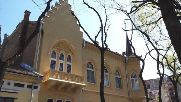 РАДОВИ У СУБОТИЦИ: Реконструисан дом некадашњег градоначелника Кароља Бироа РАДОВИ У СУБОТИЦИ: Реконструисан дом некадашњег градоначелника Кароља Бироа
