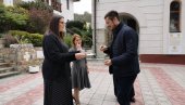 SVE JE SPREMNO ZA VELIKI HUMANITARNI SPEKTAKL: Nikola Rokvić stigao u Vranje SVE JE SPREMNO ZA VELIKI HUMANITARNI SPEKTAKL: Nikola Rokvić stigao u Vranje