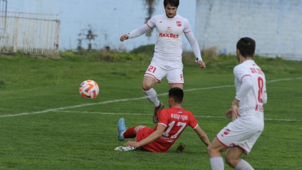 МИЛОШ МАЏАРОВИЋ: Шампион не греши МИЛОШ МАЏАРОВИЋ: Шампион не греши