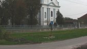 PUCAO NA SUPRUGU IZ LOVAČKE PUŠKE: Drama u selu u Žitištu, majka troje dece u teškom stanju