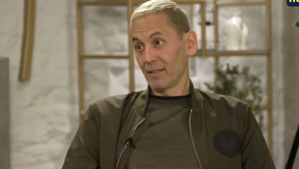 ПРЕМИНУО САША ВИДИЋ: Чувени креатор умро у 52. години у КБЦ Бежанијска коса ПРЕМИНУО САША ВИДИЋ: Чувени креатор умро у 52. години у КБЦ Бежанијска коса