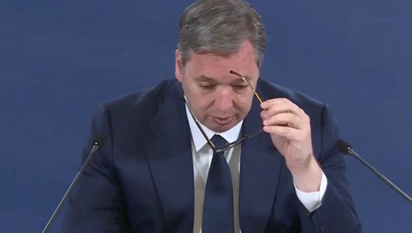 КУРТИ МИСЛИ ДА ЋЕ СА 400 ГЛАСОВА ДА УПРАВЉА МИТРОВИЦОМ Вучић: Сад ћемо морати да се понашамо другачије КУРТИ МИСЛИ ДА ЋЕ СА 400 ГЛАСОВА ДА УПРАВЉА МИТРОВИЦОМ Вучић: Сад ћемо морати да се понашамо другачије