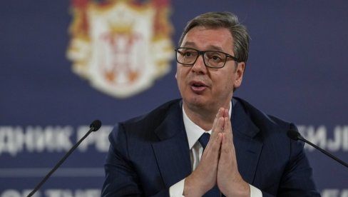 PREDSEDNIK ĆE POLOŽITI VENAC NA PETROVAČKOJ CESTI: Vučić danas na obeležavanju Dana sećanja u Prijedoru PREDSEDNIK ĆE POLOŽITI VENAC NA PETROVAČKOJ CESTI: Vučić danas na obeležavanju Dana sećanja u Prijedoru
