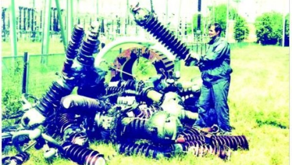 ФЕЉТОН - БЕОГРАД ЈЕ СТАЛНО БИО НА МЕТИ НАТО АГРЕСОРА: Имали су све податке о локацијама важних постројења ФЕЉТОН - БЕОГРАД ЈЕ СТАЛНО БИО НА МЕТИ НАТО АГРЕСОРА: Имали су све податке о локацијама важних постројења