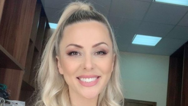 КАО ПРАВА ЊЕГОВА ЖЕНА: Кристина Игленџа засијала у споту познатог глумца КАО ПРАВА ЊЕГОВА ЖЕНА: Кристина Игленџа засијала у споту познатог глумца