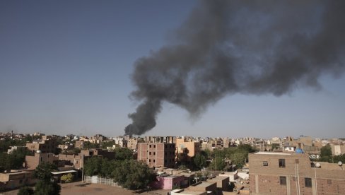 PONOVO PAKAO U SUDANU: Najmanje 18 poginulih u napadu vojske na grad Omdurman PONOVO PAKAO U SUDANU: Najmanje 18 poginulih u napadu vojske na grad Omdurman