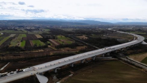 OTVARA SE JOŠ 10 KILOMETARA MORAVSKOG KORIDORA, OD BEOGRADA DO KRUŠEVCA ZA 90 MINUTA: Ministar Vesić najavio sjajne vesti