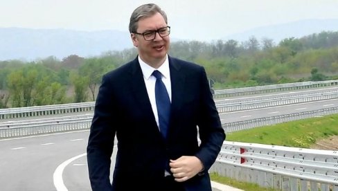 46 МОСТОВА ОД СОМБОРА ДО КИКИНДЕ: Вучић данас обилази радове на изградњи брзе саобраћајнице Осмех Војводине 46 МОСТОВА ОД СОМБОРА ДО КИКИНДЕ: Вучић данас обилази радове на изградњи брзе саобраћајнице Осмех Војводине
