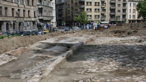 RIMSKI AKVADUKT U PARKU: Građani će imati priliku da vide značajno arehološko otkriće kod Skupštine Srbije RIMSKI AKVADUKT U PARKU: Građani će imati priliku da vide značajno arehološko otkriće kod Skupštine Srbije