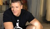 РАЗМИШЉАМО О ЈОШ ЈЕДНОМ ДЕТЕТУ: Слоба Радановић проговорио о родитељству и вери РАЗМИШЉАМО О ЈОШ ЈЕДНОМ ДЕТЕТУ: Слоба Радановић проговорио о родитељству и вери