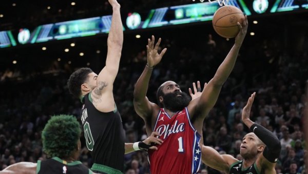 НЕ ТРЕБА ЊИМА МВП: Филаделфија шокирала Бостон у НБА плеј-офу (ВИДЕО)