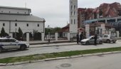 НОВОСТИ САЗНАЈУ: Мушкарац маказама насрнуо на старешину Саборне цркве НОВОСТИ САЗНАЈУ: Мушкарац маказама насрнуо на старешину Саборне цркве