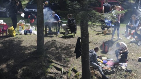 HOĆEMO LI NA PRVOMAJSKI URANAK? Meteorolog otkriva kakvo nas vreme očekuje za praznike i naredna dva meseca