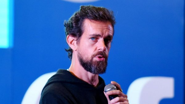 ОПАСНЕ РЕЧИ БИВШЕГ ШЕФА ТВИТЕРА: Расцепите ЦИА, Ен-Ес-Еј и Еф-Би-Ај на хиљаду комада ОПАСНЕ РЕЧИ БИВШЕГ ШЕФА ТВИТЕРА: Расцепите ЦИА, Ен-Ес-Еј и Еф-Би-Ај на хиљаду комада