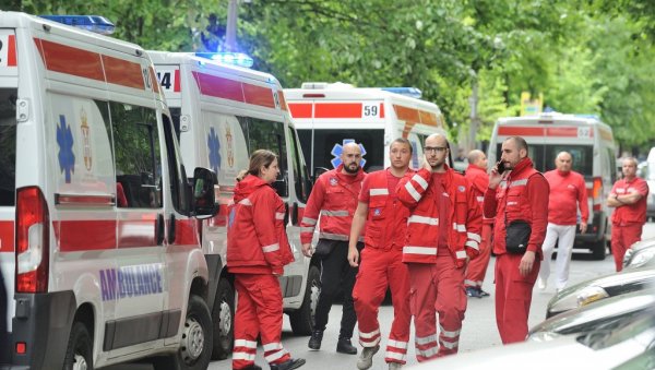 НА ОВО ВАС НЕ СПРЕМА ФАКУЛТЕТ: Лекари Хитне помоћи потресени масакром у школи на Врачару НА ОВО ВАС НЕ СПРЕМА ФАКУЛТЕТ: Лекари Хитне помоћи потресени масакром у школи на Врачару