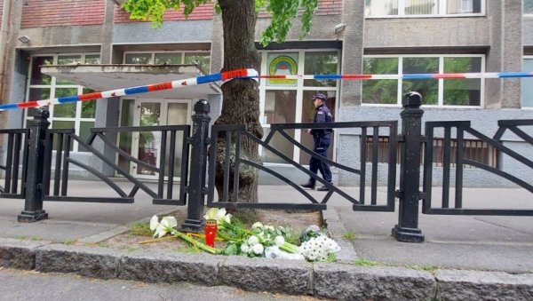 19 ДАНА НАКОН ТРАГЕДИЈЕ: Почела настава у ОШ Владислав Рибникар 19 ДАНА НАКОН ТРАГЕДИЈЕ: Почела настава у ОШ Владислав Рибникар