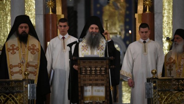 УЖАСАН БОЛ РАНИО ДУШУ СВАКОГА ОД НАС Одржан помен страдалима у пуцњави у школи Владислав Рибникар УЖАСАН БОЛ РАНИО ДУШУ СВАКОГА ОД НАС Одржан помен страдалима у пуцњави у школи Владислав Рибникар