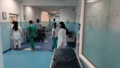 “NOVOSTI” ISPRED UC U SMEDEREVU: Čeka se informacija o ranjenima (FOTO, VIDEO) “NOVOSTI” ISPRED UC U SMEDEREVU: Čeka se informacija o ranjenima (FOTO, VIDEO)