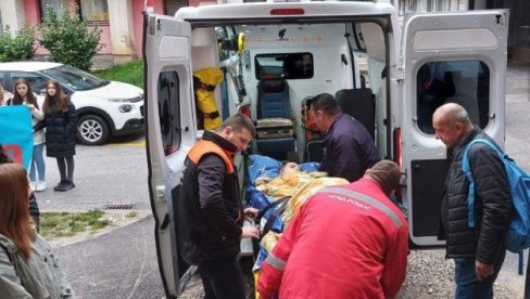TERAPIJA MATIČNIM ĆELIJAMA Miloš Božović iz Istočnog Sarajeva na lečenju u Moskvi TERAPIJA MATIČNIM ĆELIJAMA Miloš Božović iz Istočnog Sarajeva na lečenju u Moskvi