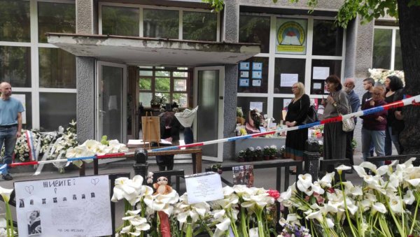 ТРЕНЕР МЛАДОСТИ ИЗ ЗАГРЕБА: Титулу посвећујем ћерки мог пријатеља, убијена је у Београду ТРЕНЕР МЛАДОСТИ ИЗ ЗАГРЕБА: Титулу посвећујем ћерки мог пријатеља, убијена је у Београду
