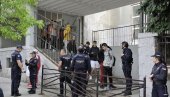 УЧЕНИЦИ РИБНИКАРА ВРАЋАЈУ СЕ ДАНАС У ШКОЛУ: Ево како ће се одвијати настава УЧЕНИЦИ РИБНИКАРА ВРАЋАЈУ СЕ ДАНАС У ШКОЛУ: Ево како ће се одвијати настава