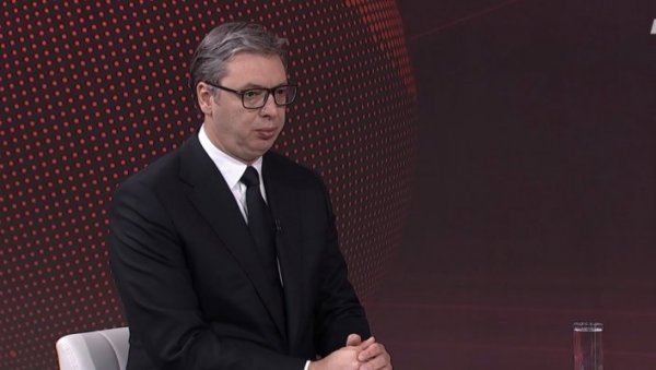 ЈЕЗА МЕ ОБУЗМЕ КАДА ДОБИЈЕМ ПОРУКЕ БИЛО КОГА ИЗ ПОЛИЦИЈЕ Вучић: Ово никада нећемо заборавити, борићемо се и живети нормално ЈЕЗА МЕ ОБУЗМЕ КАДА ДОБИЈЕМ ПОРУКЕ БИЛО КОГА ИЗ ПОЛИЦИЈЕ Вучић: Ово никада нећемо заборавити, борићемо се и живети нормално