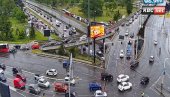 КОЛАПС НА АУТОКОМАНДИ: Гужве на престоничким улицама првог радног дана ове недеље (ФОТО) КОЛАПС НА АУТОКОМАНДИ: Гужве на престоничким улицама првог радног дана ове недеље (ФОТО)