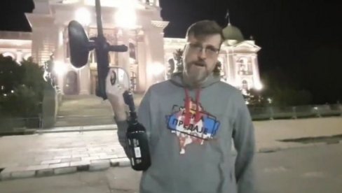 СРЂАН НОГО: Виче, прети, аболира крвнике без права и звања и наравно, бежи (ВИДЕО)