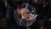 DIVLJAO AUTOMOBILOM NA ULICAMA, SADA PROTESTUJE PROTIV NASILJA: Na demonstracije opozicije stigao i Sergej Trifunović