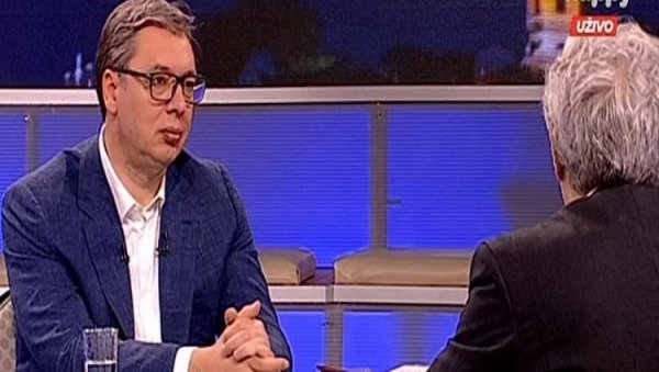 ВУЧИЋ О ЈЕЗИВОМ СНИМКУ КОЈИ ЈЕ ГЛЕДАО УБИЦА КОСТА К. Деца гледају друштвене мреже, ови момци зарађују велики новац од тога ВУЧИЋ О ЈЕЗИВОМ СНИМКУ КОЈИ ЈЕ ГЛЕДАО УБИЦА КОСТА К. Деца гледају друштвене мреже, ови момци зарађују велики новац од тога