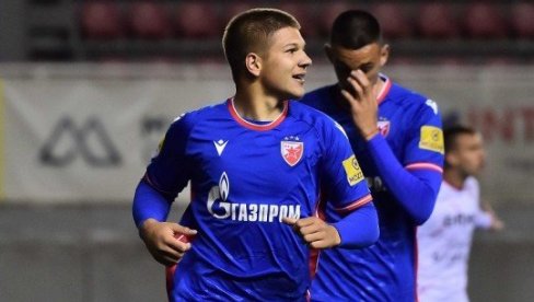 ZVEZDINI KLINCI PORUČUJU: Lepo je u Ligi šampiona, ali važan je i IMT ZVEZDINI KLINCI PORUČUJU: Lepo je u Ligi šampiona, ali važan je i IMT