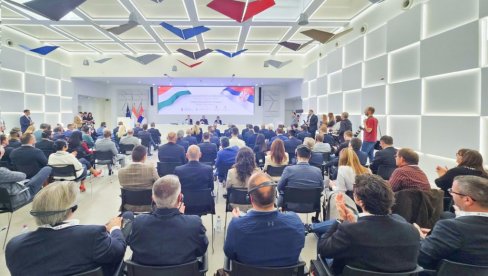 ČADEŽ: Dobri odnosi Srbije i Mađarske temelj za još snažniju privrednu saradnju ČADEŽ: Dobri odnosi Srbije i Mađarske temelj za još snažniju privrednu saradnju