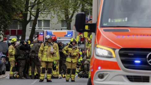 СТРАВИЧАН ПОЖАР НА КАРНЕВАЛСКОЈ ПАРАДИ У НЕМАЧКОЈ: Запалило се возило, људи беже у паници, има повређених