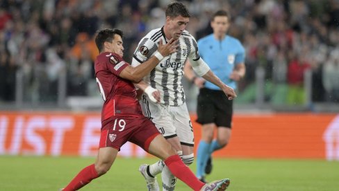 BAJERN NE ŽALI NOVAC ZA SRBINA: Dušan Vlahović velika želja nemačkog giganta BAJERN NE ŽALI NOVAC ZA SRBINA: Dušan Vlahović velika želja nemačkog giganta