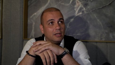 ПОКУПИЛИ СУ МЕ И ДАНИМА ДРЖАЛИ НА УЖАСНОМ МЕСТУ: Бојан Маровић проговорио о трауматичном искуству ПОКУПИЛИ СУ МЕ И ДАНИМА ДРЖАЛИ НА УЖАСНОМ МЕСТУ: Бојан Маровић проговорио о трауматичном искуству