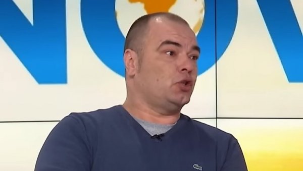 ЈЕШИЋУ ОДРЕЂЕН ПРИТВОР: Бивши потпредседник ДС-а насрнуо на полицајца, имао 0,65 промила алкохола у крви ЈЕШИЋУ ОДРЕЂЕН ПРИТВОР: Бивши потпредседник ДС-а насрнуо на полицајца, имао 0,65 промила алкохола у крви