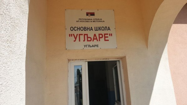 МИСЛИЛИ СУ ДА СУ СРПСКА ДЕЦА, ПА СУ ХТЕЛИ ДА ИХ ЗАПЛАШЕ: Директорка ОШ Угљаре о синоћном догађају за Новости МИСЛИЛИ СУ ДА СУ СРПСКА ДЕЦА, ПА СУ ХТЕЛИ ДА ИХ ЗАПЛАШЕ: Директорка ОШ Угљаре о синоћном догађају за Новости